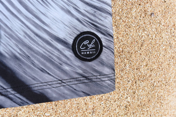 Mens Boardshorts: Sun Curl (B&W)